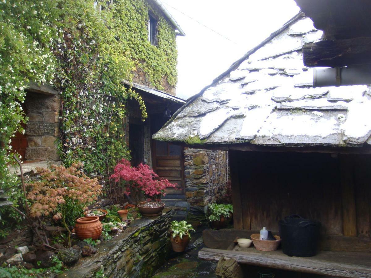 Casa O'Crego Pensionat San Román Exteriör bild